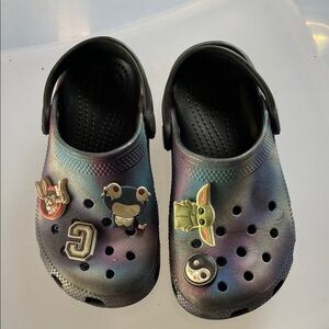 CROCS Kids Slippers with Fun Charms - Black and Blue size 11